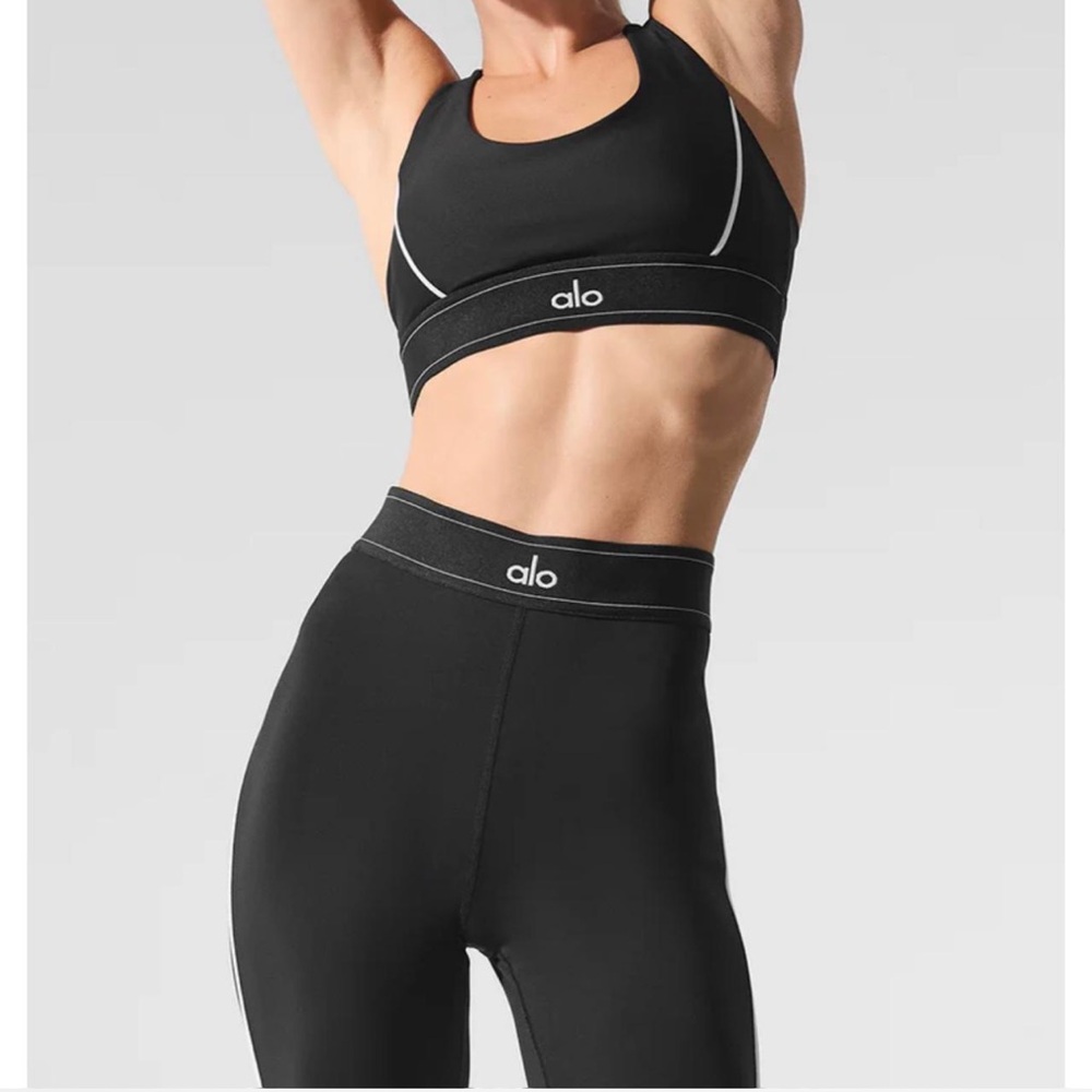 ALO Yoga Black Sports Bra with Racerback Design
